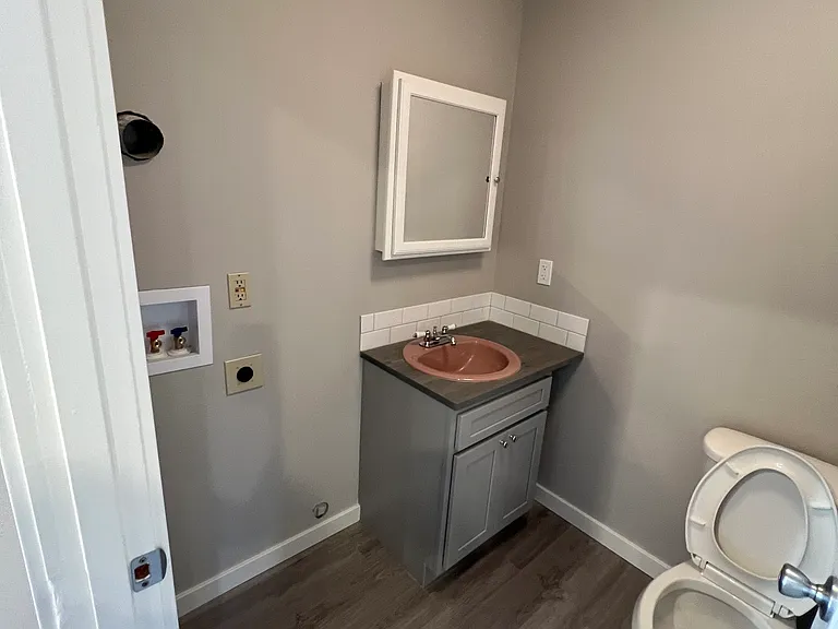 3200 Watson Ave — Photo 12