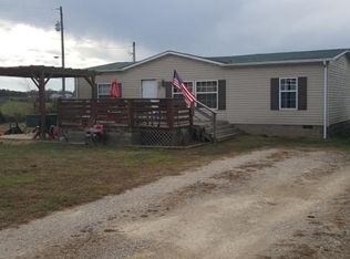 4282 Woodland Rd, Vine Grove, KY 40175