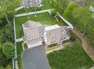 174 Old Stamford Rd, New Canaan, CT 06840