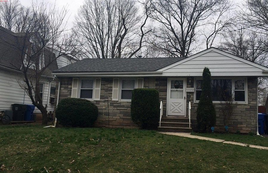 1st image of 634 S Lincoln Ave