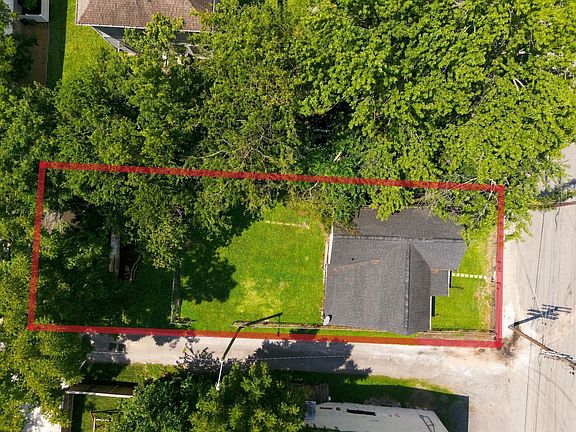 3rd image of 1307 Clay St