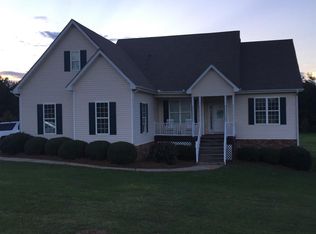 1106 Meadowview Dr, Jackson, GA 30233