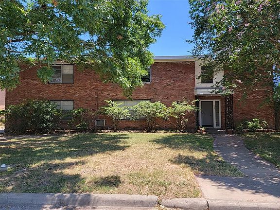 2nd image of 4714 Oakshire Dr APT 4