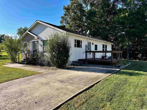 415 15th St, Bedford, IN 47421