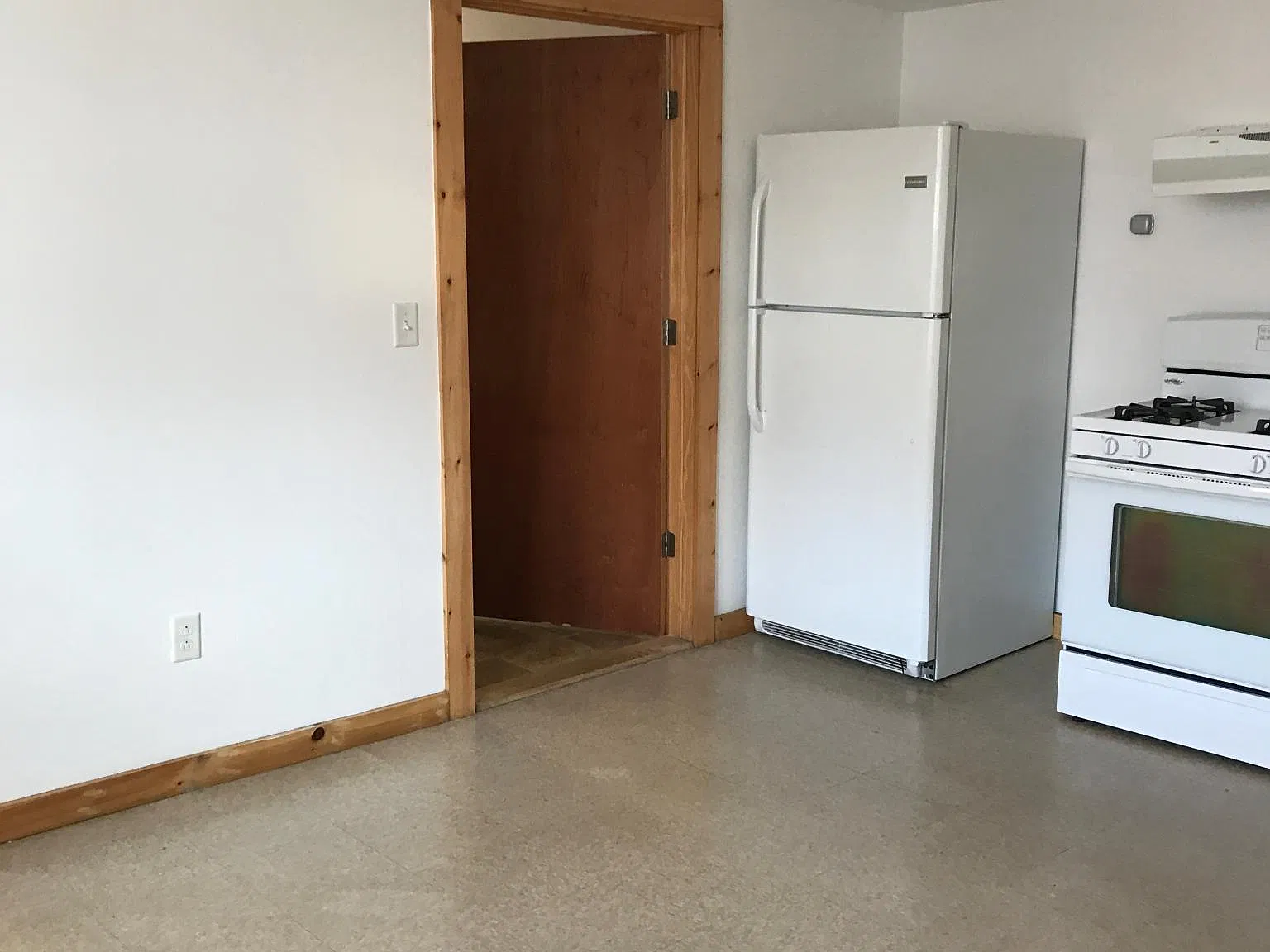 3 bed, $1,800 — Photo 4