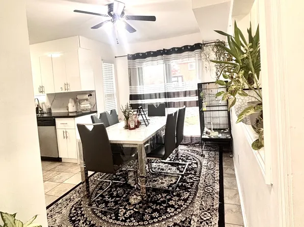 24 Holmes Cres, Ajax, ON L1T 3W7