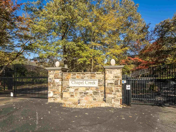 1765 Chapel Creek Cv, Cordova, TN 38016