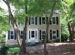 2046 Vicksburg Dr, Lawrenceville, GA 30044