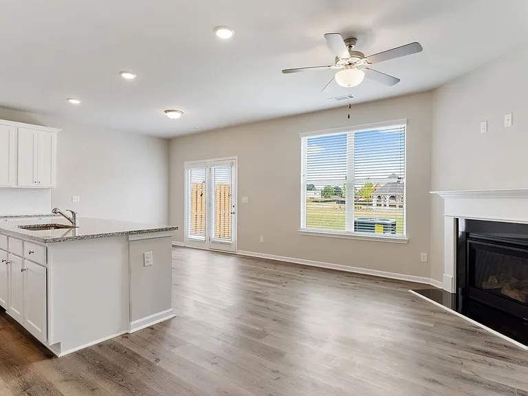 3785 Prospect Point Dr — Photo 9