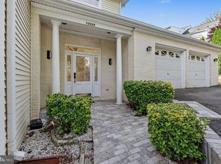 15525 Yorktown Dr, Dumfries, VA 22025