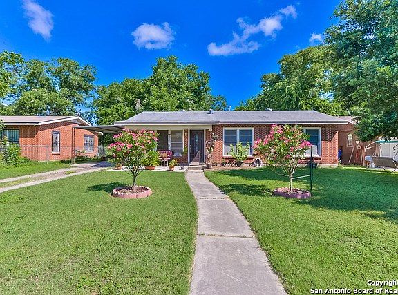 2nd image of 115 Anton Dr