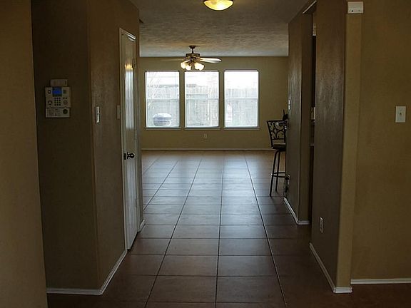 Entryway with wide hallway