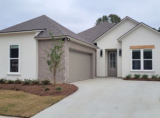 6911 Garden Hill Dr, Baton Rouge, LA 70817