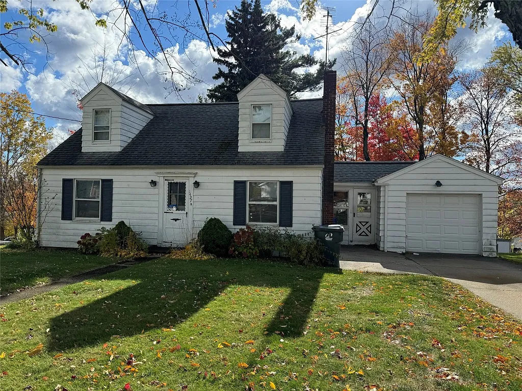 1427 High St photo 1