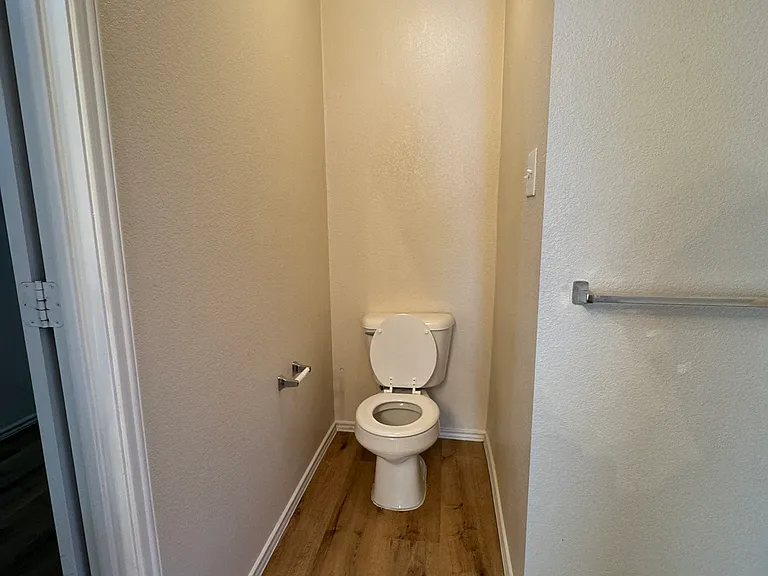 13287 Fowler Dr — Photo 35