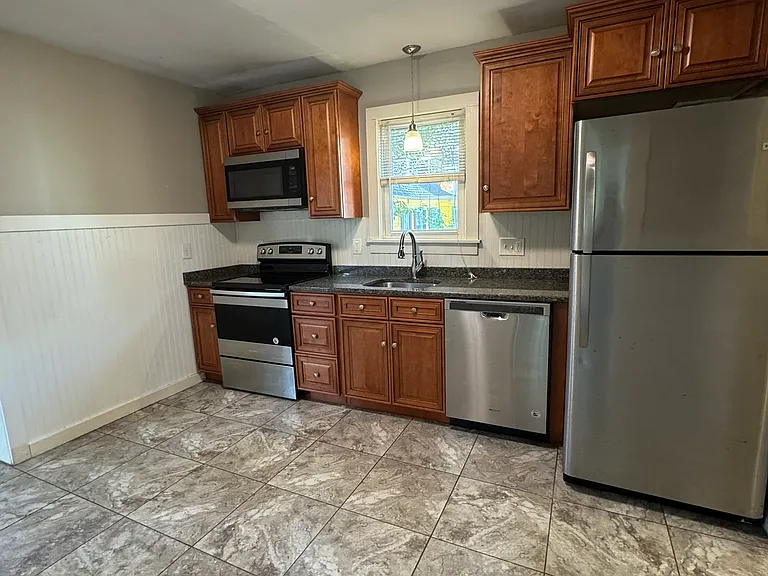 65A Market St #1 — Photo 3