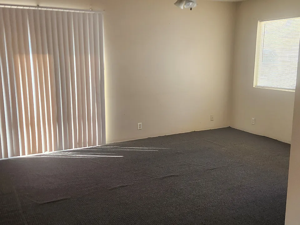 1142 N Richmond Ave #1142