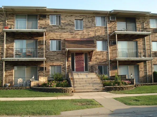 2121 177th St, Lansing, IL 60438