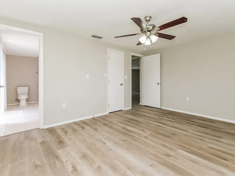 7043 Fireside Dr — Photo 9