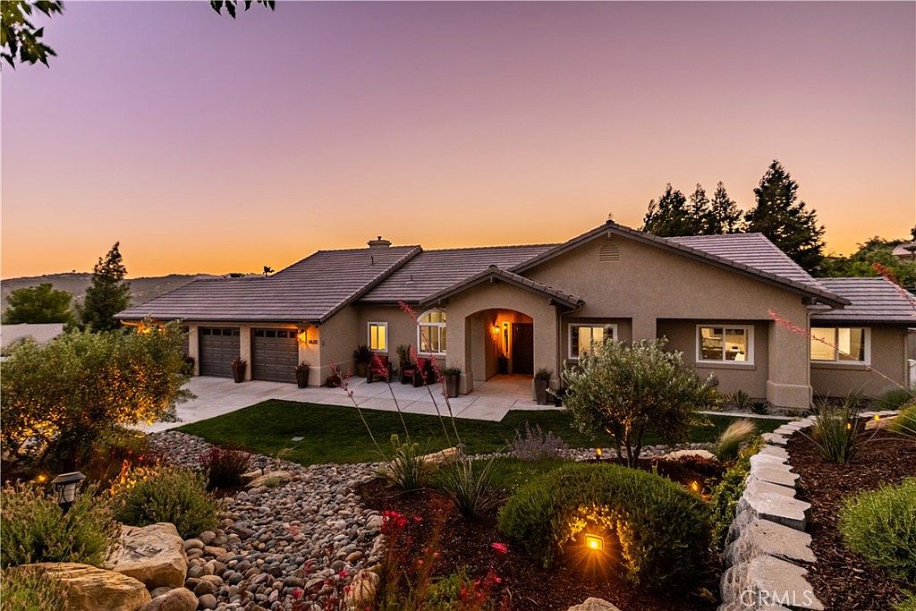 1613 Via Flora, Paso Robles, CA 93446 | Zillow