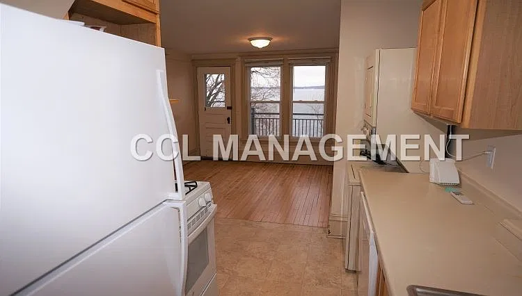 2 bed, $2,350 — Photo 3