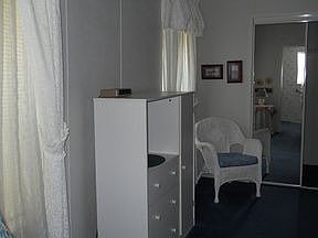 5th image of 963 Robin Dr
