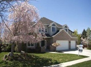 1966 E Rua Branco Dr, Sandy, UT 84093