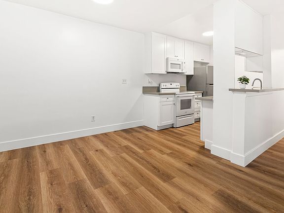 3rd image of 7513 Fountain Ave APT 111