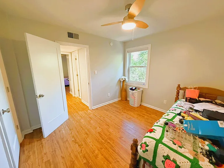 1113 Washington Ct — Photo 20