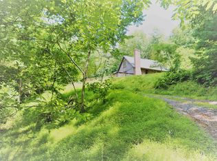 418 Love Rd, Lyndhurst, VA 22952