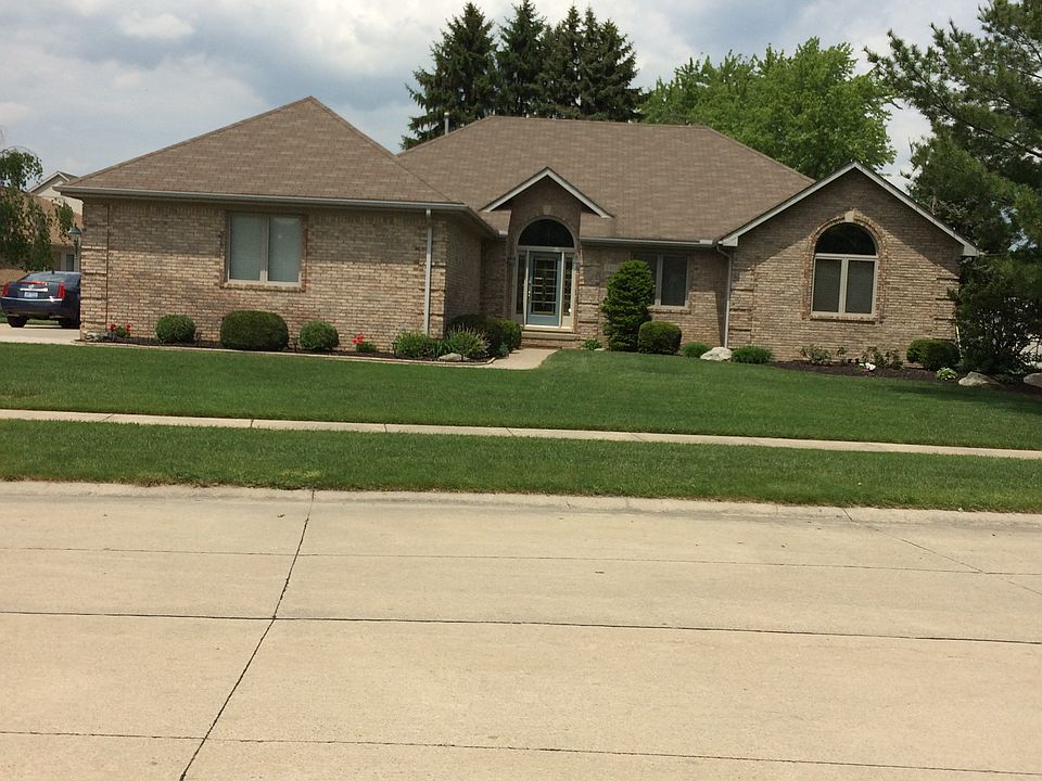 1st image of 24113 Oak Grove Blvd