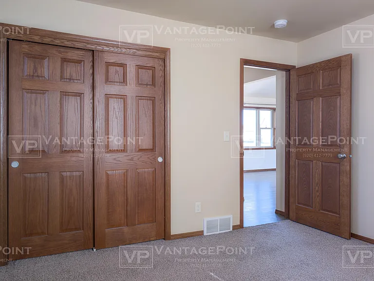2250 Daly Dr — Photo 14