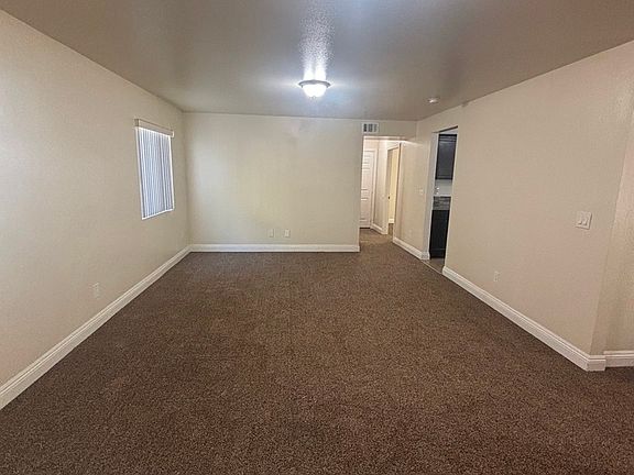 2nd image of 754 E 88th Pl