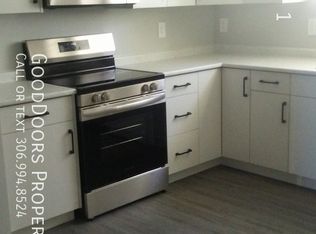 104 Thakur St #1, Saskatoon, SK S7W0Z6