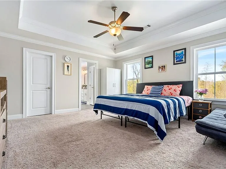 1817 Armistead Ln — Photo 11