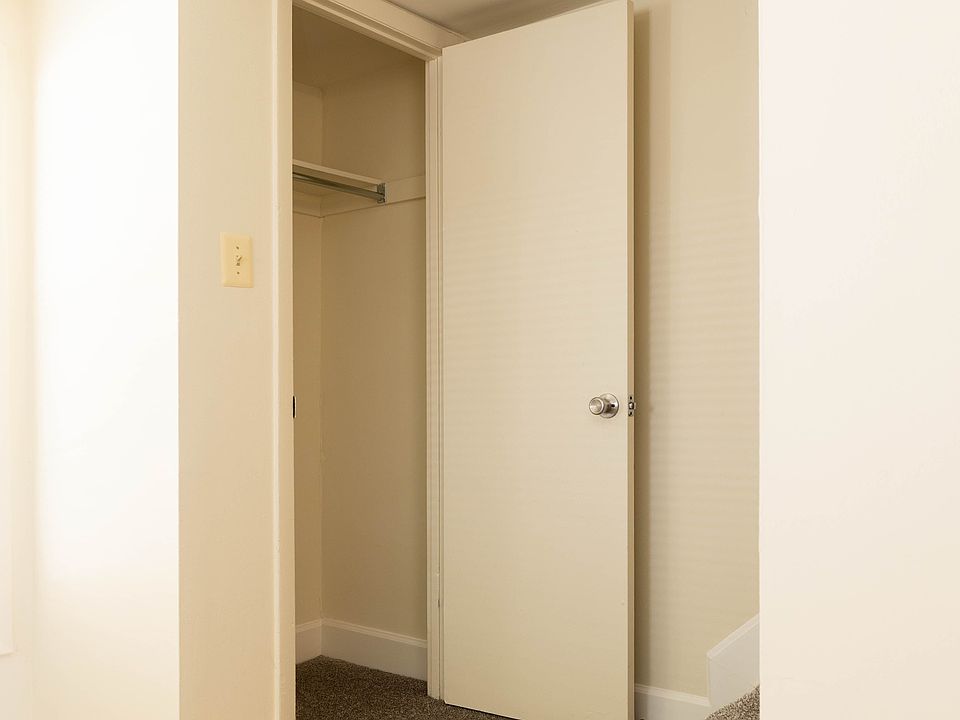 Walnut Grove Townhomes 953 Walnut Grove Rd Essex MD Zillow