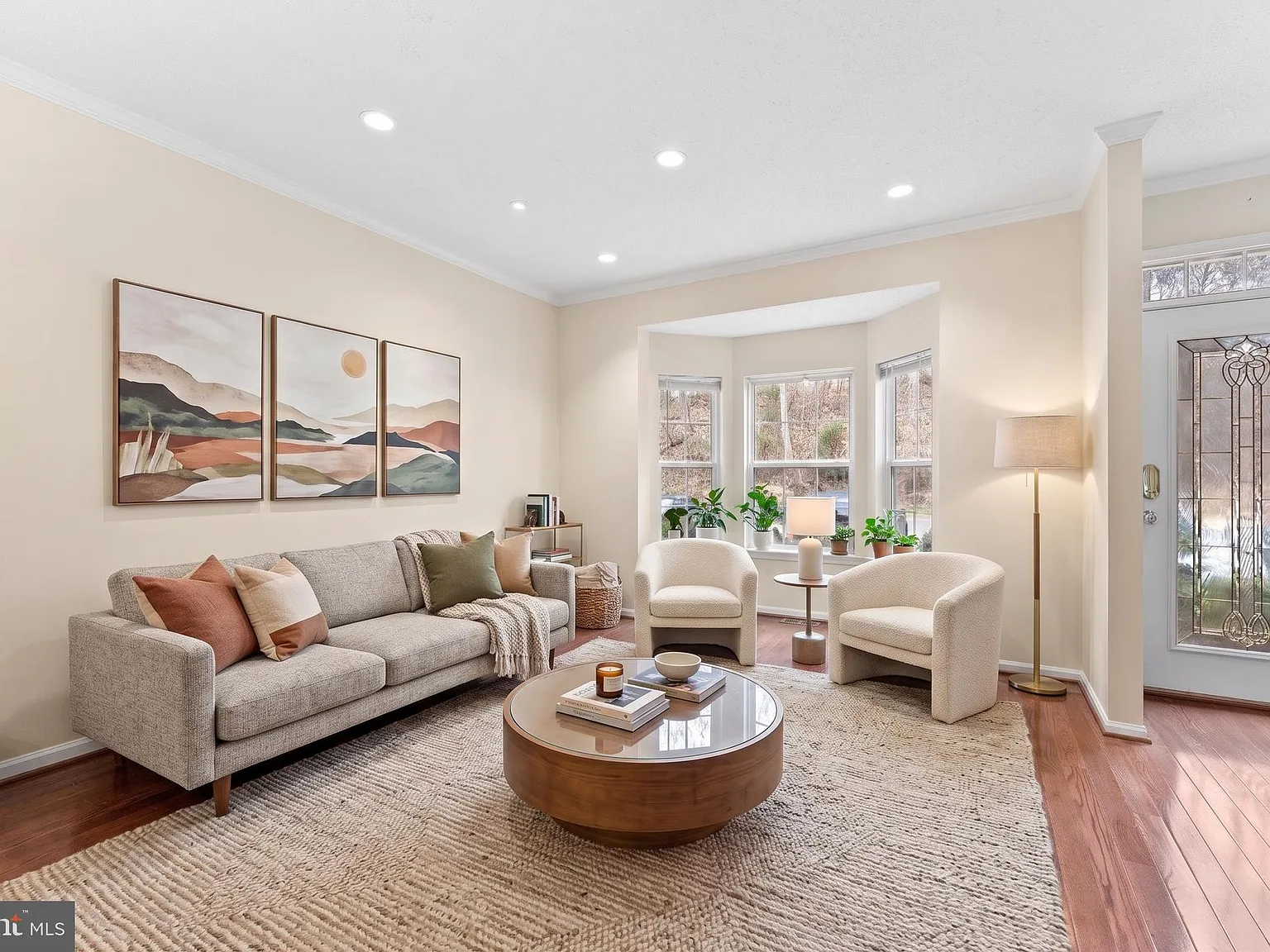 4 bed, 3.5 bath, 1954 sqft, $2,595 — Photo 3
