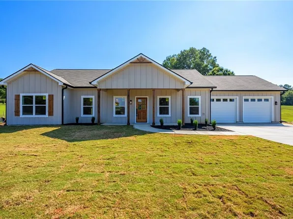 68 Cherokee Ter, Cedartown, GA 30125