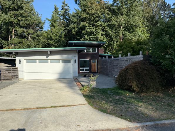 204 Lake Hills Blvd #1