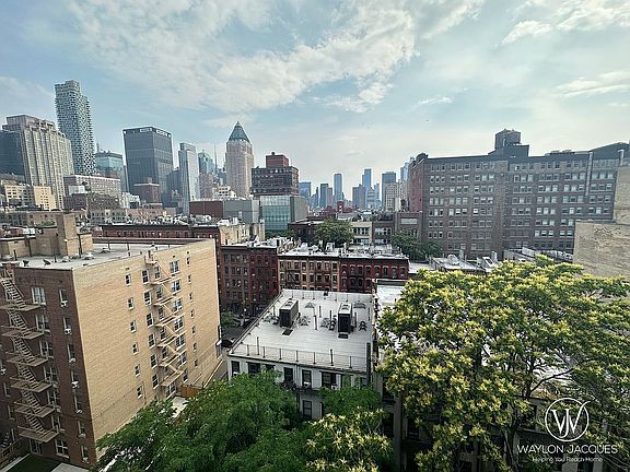 3rd image of 408 W 57th St APT 10D