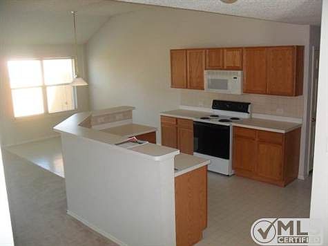 3rd image of 1513 Westfield Ln