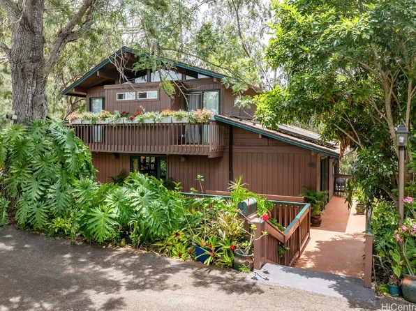 95-208 Waikalani Dr, Mililani, HI 96789