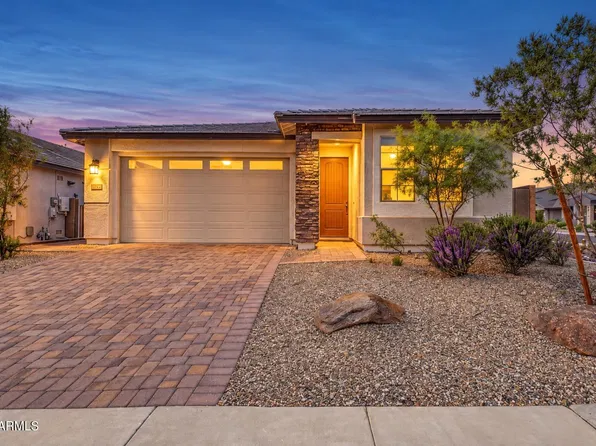 17224 W DESERT SAGE Drive, Goodyear, AZ 85338
