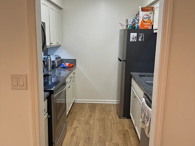 2118 Acklen Ave #107 — Photo 8