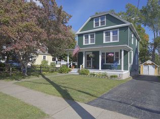 5 Oakwood Blvd, Poughkeepsie, NY 12603