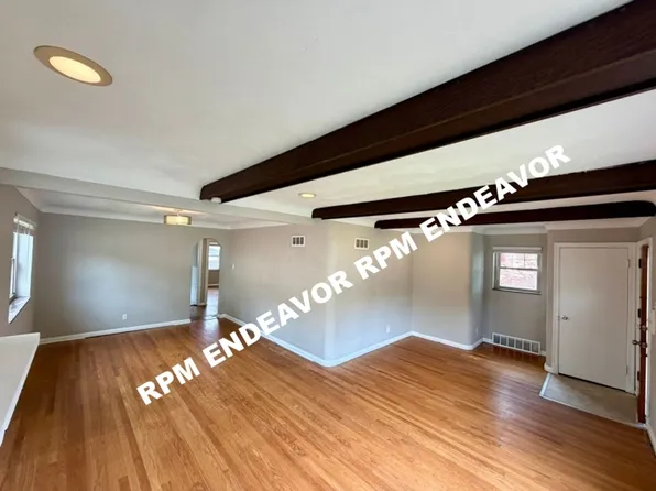 1212 Pennsylvania Ave, Saint Louis, MO 63130