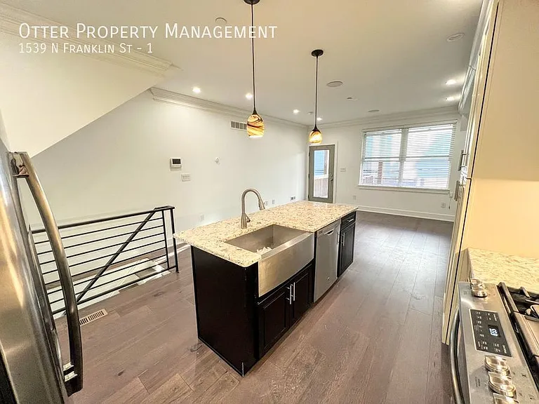 1539 N Franklin St #1 — Photo 6