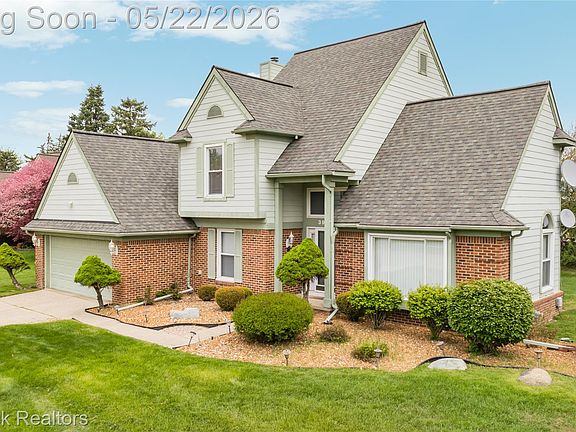 2nd image of 39456 Squire Dr