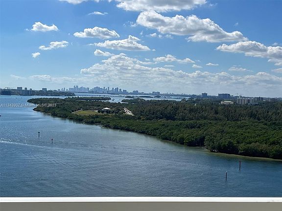 2nd image of 300 Bayview Dr APT 1716