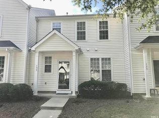 135 Arbor Light Rd, Holly Springs, NC 27540